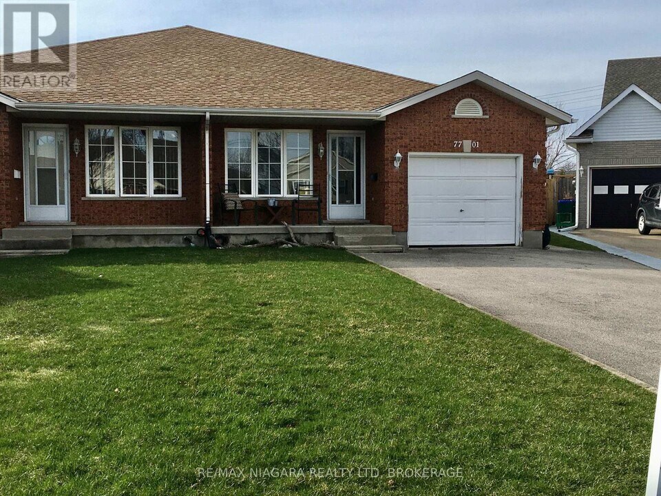 7701 Cortina Crescent in Niagara Falls, ON - Building Photo