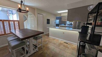 144 Villa Dr in Pittsburgh, PA - Building Photo