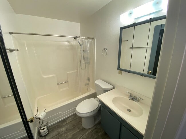 property at 1205 NE Ross Rd