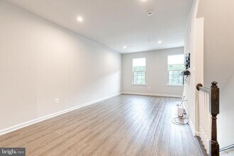 7920 Big Roundtop Rd in Severn, MD - Building Photo - Building Photo