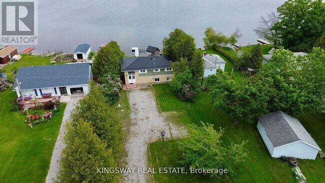 18 Mitchellview Rd in Kawartha Lakes, ON - Building Photo - Building Photo