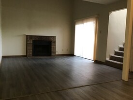 2227 Madison Dr in Arlington, TX - Building Photo