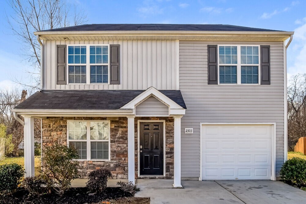 2303 Portola Ct in Charlotte, NC - Building Photo