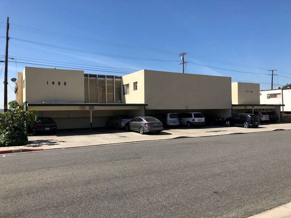 1400 College View Dr in Monterey Park, CA - Building Photo