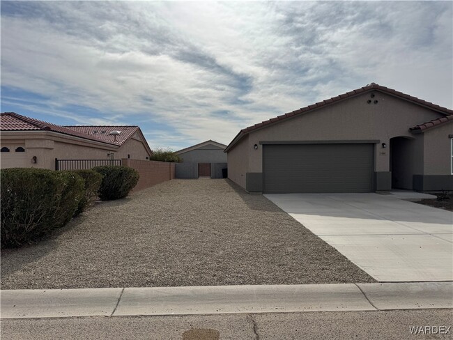 1840 Clubhouse Plaza in Bullhead City, AZ - Building Photo - Building Photo