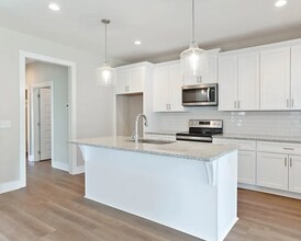 2BR/2BA Duette in Fox Run in Opelika, AL - Building Photo - Building Photo