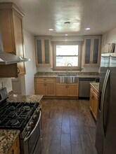 6265 Commodore Sloat Dr in Los Angeles, CA - Building Photo - Building Photo