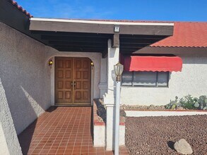 1725 Taylor Rd in Bullhead City, AZ - Building Photo - Building Photo