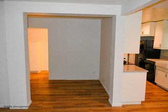 251 S Ventura Rd in Port Hueneme, CA - Building Photo - Building Photo