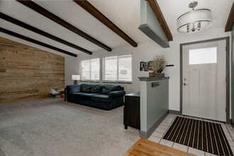 6752 Ames St in Arvada, CO - Building Photo - Building Photo
