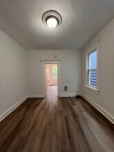 346 Armstrong Ave, Unit 2 in Jersey City, NJ - Building Photo - Building Photo