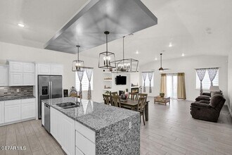 12365 Desert Wolf Ave in El Paso, TX - Building Photo - Building Photo