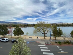 2490 Eastshore Pl in Reno, NV - Building Photo - Building Photo