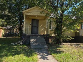 1374 Rayner St in Memphis, TN - Building Photo
