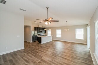 683 Trellis Bay Dr in St. Augustine, FL - Foto de edificio - Building Photo