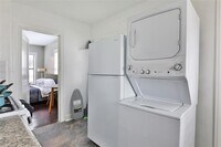 4512 Mt Vernon St photo'