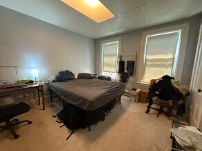 392 Windsor St, Unit 1 in Cambridge, MA - Building Photo - Building Photo