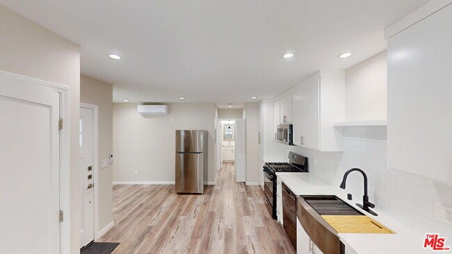 property at 2811 W 46th St