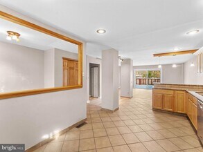 3321 Fairdale Rd in Philadelphia, PA - Building Photo - Building Photo