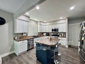22731 30th Ct SE in Bothell, WA - Building Photo - Building Photo