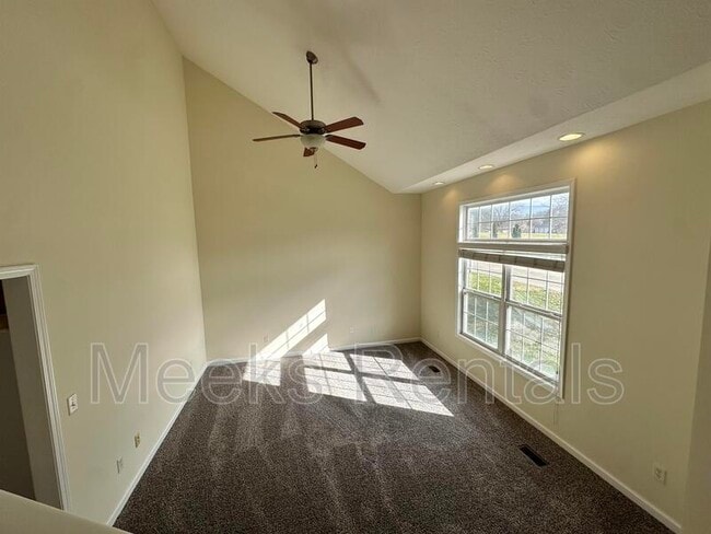 60 Thor Way in Hurricane, WV - Building Photo - Building Photo