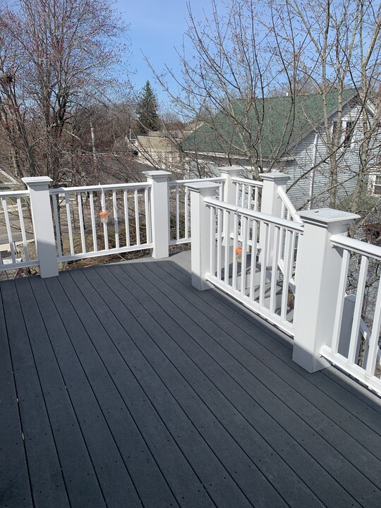 45 Main St in Hopkinton, MA - Building Photo
