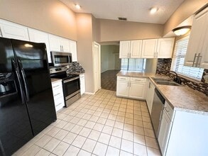 3023 Silverado Terrace in Winter Haven, FL - Building Photo - Building Photo