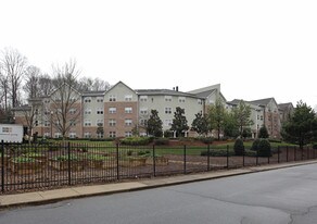 Columbia High Point in Atlanta, GA - Building Photo