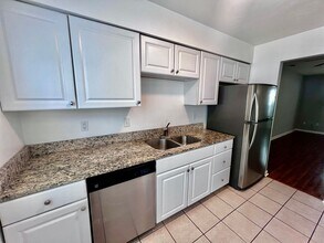 5206 Richard Rd in Virginia Beach, VA - Building Photo - Building Photo