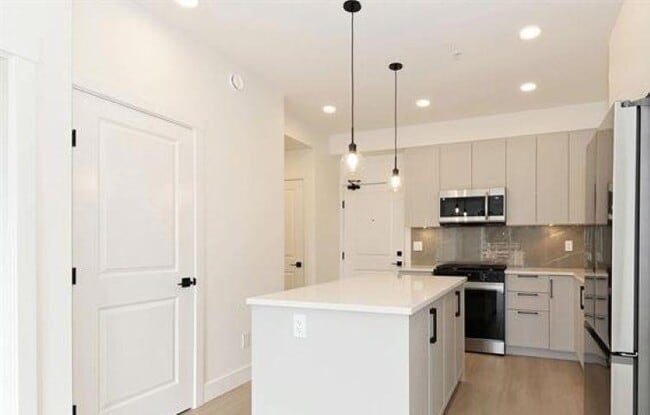 3528-146A 146A St in Surrey, BC - Building Photo - Building Photo