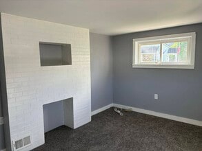 10 Frazee St, Unit 1 in Auburn, NY - Building Photo - Building Photo