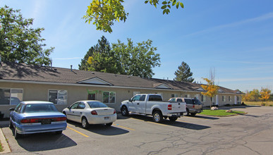 Mt. Eyrie Garden Apartments in Ogden, UT - Foto de edificio - Building Photo