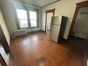 1 Harbor St in Salem, MA - Building Photo - Building Photo