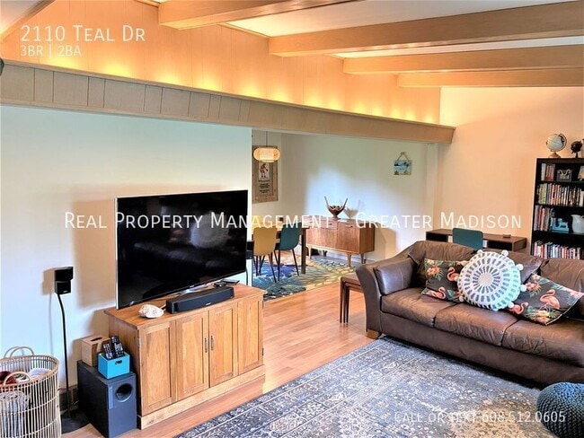 2110 Teal Dr in Madison, WI - Building Photo - Building Photo