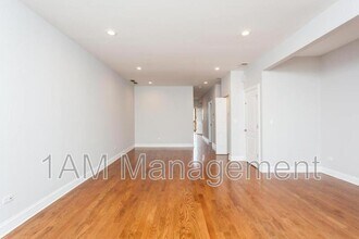 3242 N Ridgeway Ave in Chicago, IL - Building Photo - Building Photo