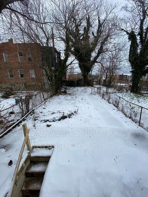 3533 Reisterstown Rd photo'