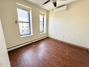 13 Ruggles St in Boston, MA - Building Photo - Building Photo