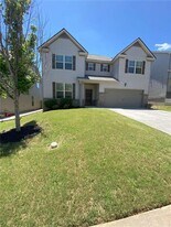 5224 Cantbury Way in Atlanta, GA - Building Photo