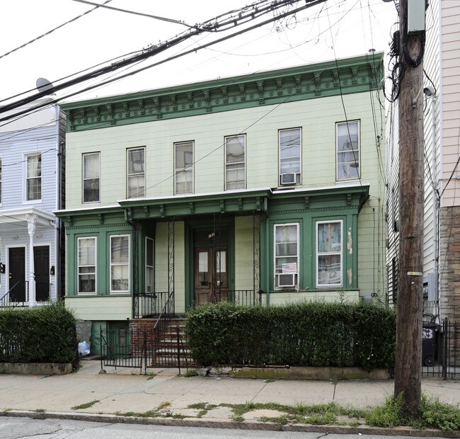 151 Lincoln St in Jersey City, NJ - Building Photo - Building Photo