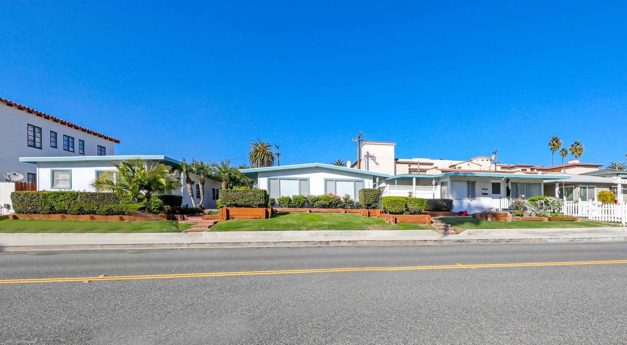 1604 Calle Las Bolas in San Clemente, CA - Building Photo