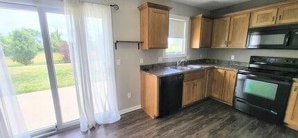 249 Hamilton Meadows Ln in Fort Wayne, IN - Building Photo - Building Photo