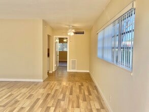 2303 S Federal Hwy in Boynton Beach, FL - Building Photo - Building Photo