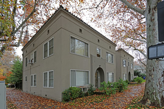 1501 T St in Sacramento, CA - Building Photo - Building Photo