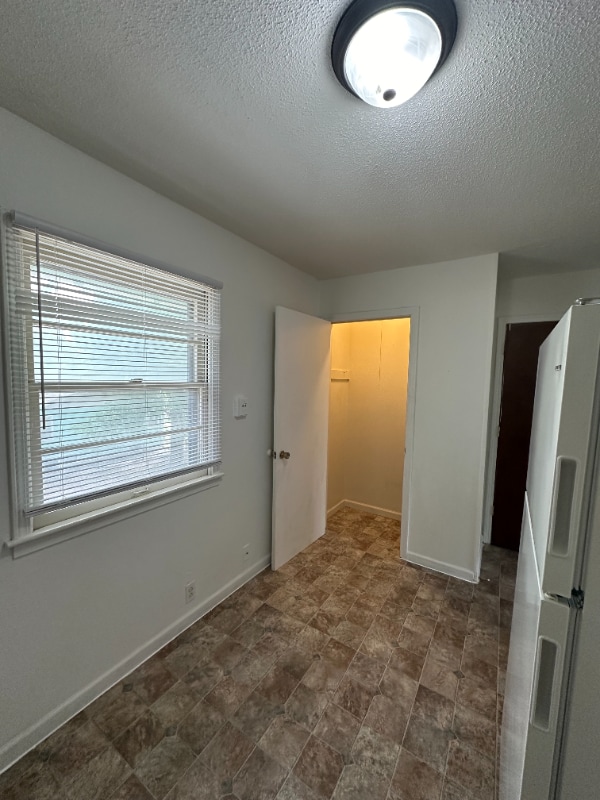 1002 Johnstown Ave, Unit A in Salina, KS - Building Photo - Building Photo