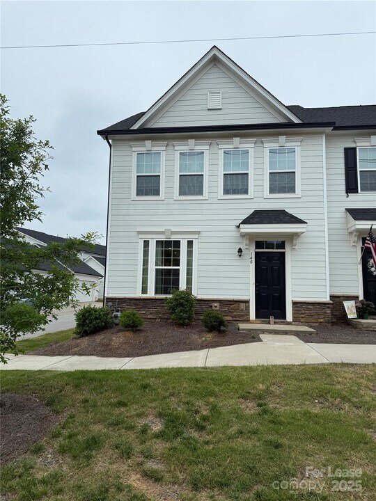 140 Hamrick Rd in Gastonia, NC - Building Photo
