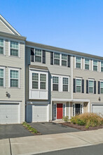 8292 Heritage Crossing Ct in Manassas, VA - Building Photo - Building Photo