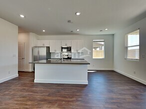 8895 Tiger Tooth Ave in Las Vegas, NV - Building Photo - Building Photo