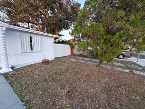 3821 NW 208th St in Miami Gardens, FL - Building Photo - Building Photo