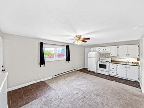 3 Freeman St, Unit 1 in Worcester, MA - Building Photo - Building Photo