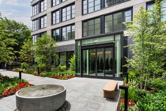 499 President Gowanus Apartments in Brooklyn, NY - Foto de edificio - Building Photo